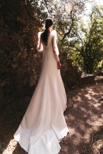 12 Vestidos de novia 2022 Silvia Fernandez Damisela-18-500x750